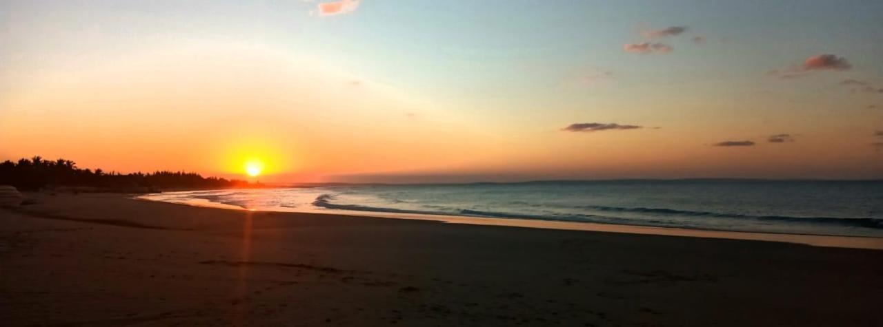 Vista Do Mar Bed & Breakfast Inhambane Bagian luar foto